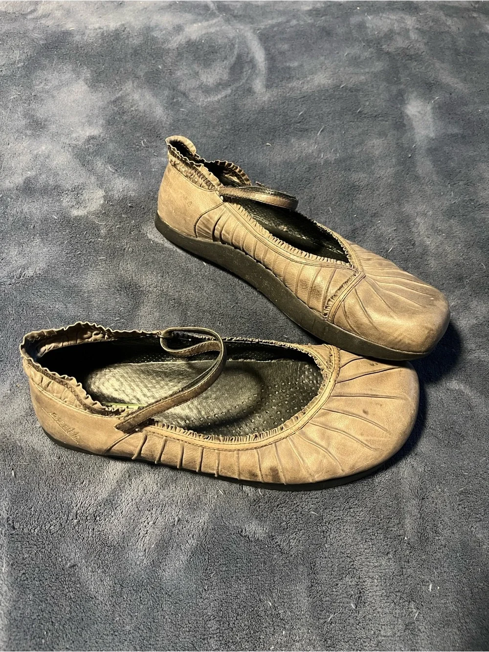 Earth Grey Mary Jane Pleated Comfort Flats